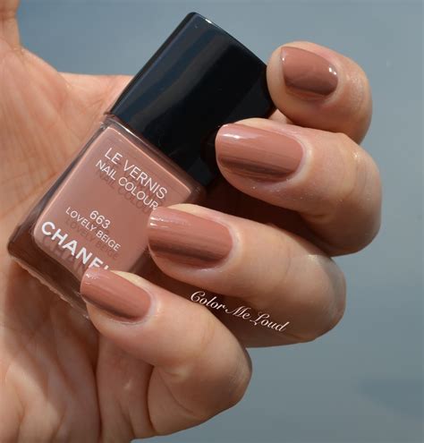 chanel le vernis emblematique|Chanel lovely beige nail polish.